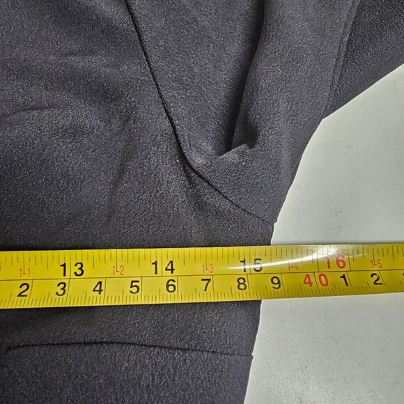 Abercrombie & Fitch Black Long Sleeve V-Neck Shirt Blouse Smocked Back Womens XS - Picture 5 of 8